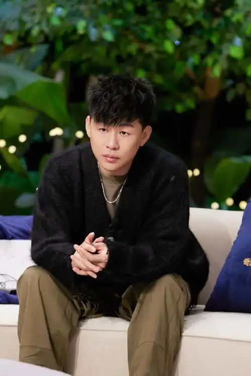 胡彦斌说直面自卑就是一种自信