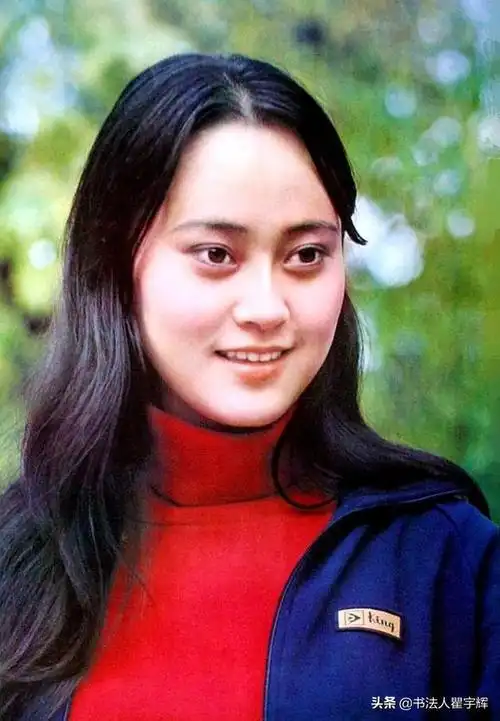 宋佳一代影后12张少女时期的老照片有着摄人心魄的魅力