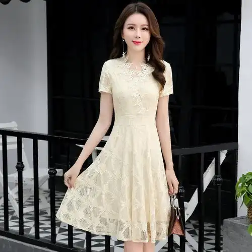 清纯夏款v领蕾丝连衣裙女韩版气质淑女印花镶钻a字裙收腰显瘦中裙