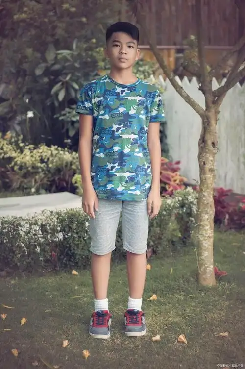 17岁男孩体重185斤,身高173正常吗?