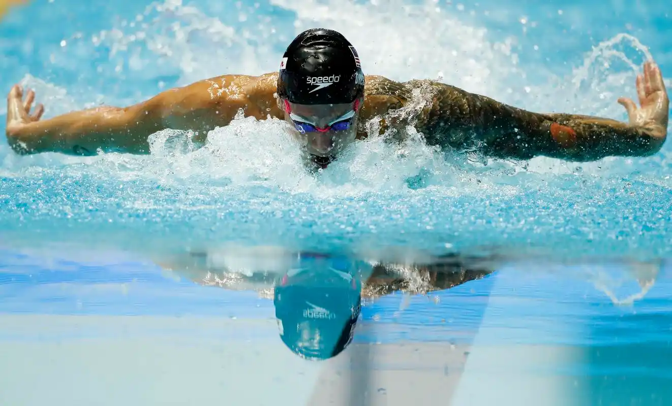 游泳——男子100米蝶泳:美国选手德雷赛尔夺冠(3)