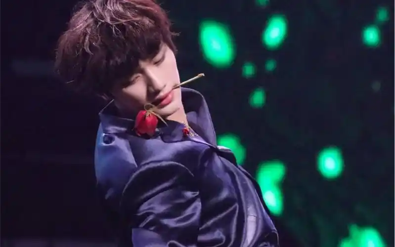 时代少年团丁程鑫love shot直拍_哔哩哔哩_bilibili