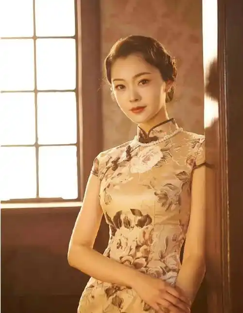 哪位女演员的旗袍在你心中最美呢?评论区留言
