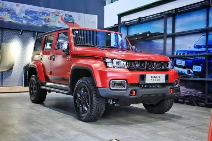 相信只要提到这个品牌,许多越野爱好者都非常的了解悍马越野车给人们