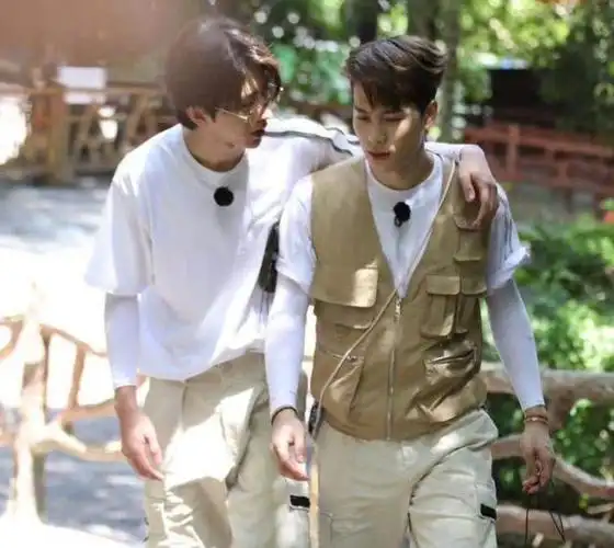 奔跑吧新路透张哲瀚许凯两大男神同框杨颖美出新高度