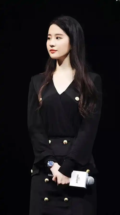 刘亦菲完美女神,美丽可人!__财经头条