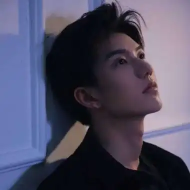 男生头像频道提供更多与帅气,高冷,霸气,超拽,头像男生,相关的头像