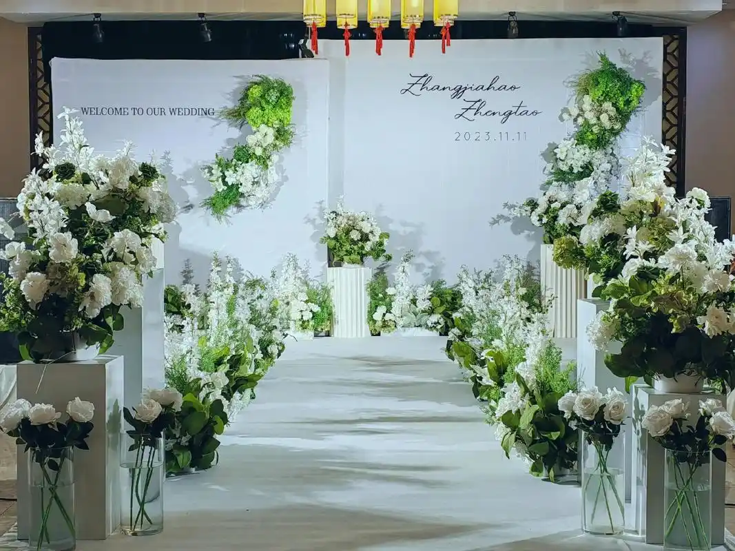 成都小预算套餐婚礼,布置加人员7680元