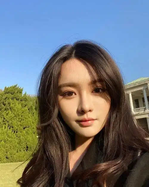 每日壁纸(67)|短发|长裙_网易订阅