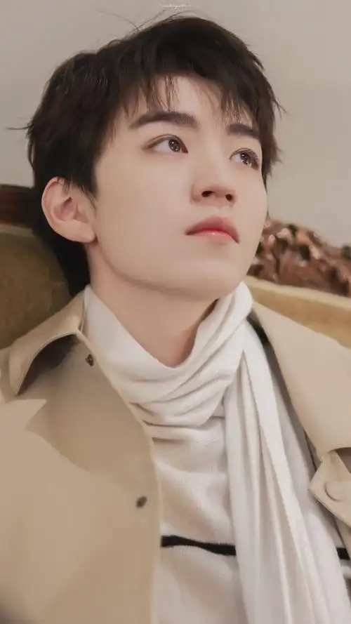 王俊凯 cr.仙恋巨卡