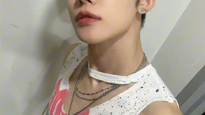 无袖崔然竣你爱了没