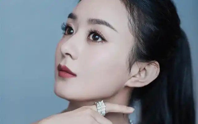 赵丽颖的成名史——中国影视界最受欢迎的女演员之一