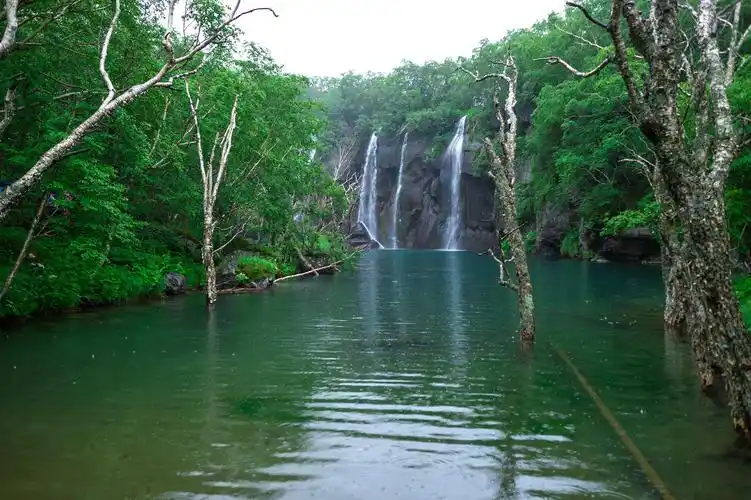 长白山绿渊潭,少有人知的一处景区,被誉为"东北小九寨"