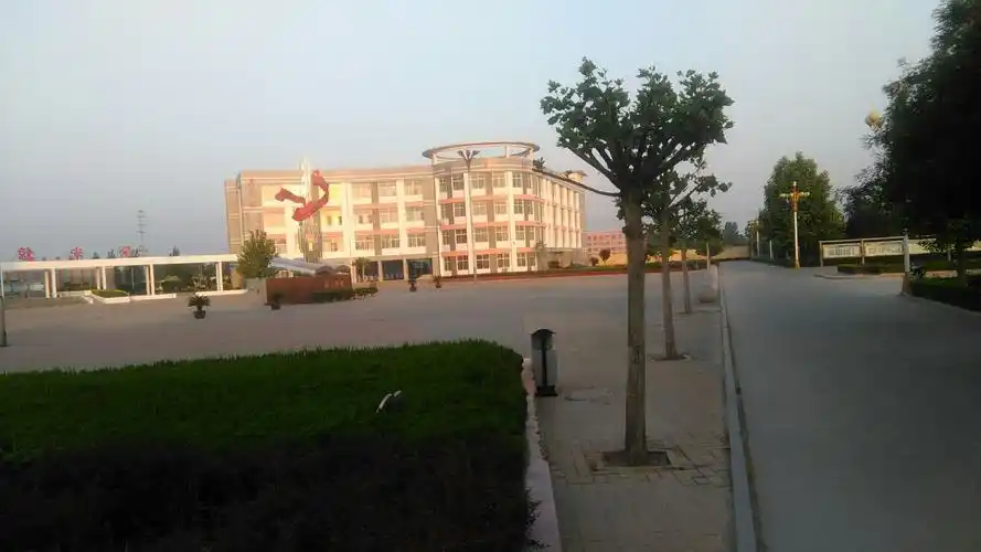 临西实验中学欢迎有理想的学生就读