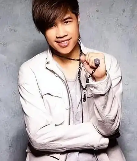 才女郭采洁和杨幂热吻因郭敬明走红36岁依旧未婚