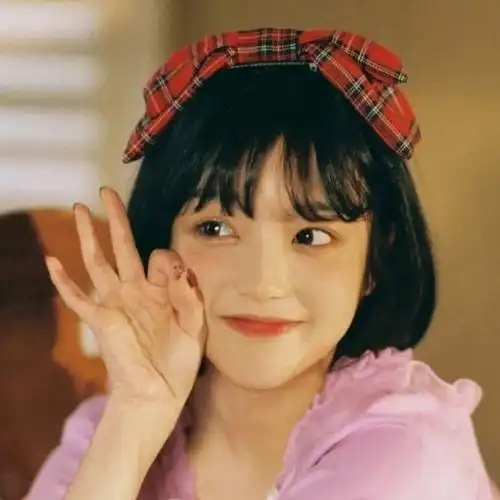 有没有爱笑女生真人头像最好是高清无水印的