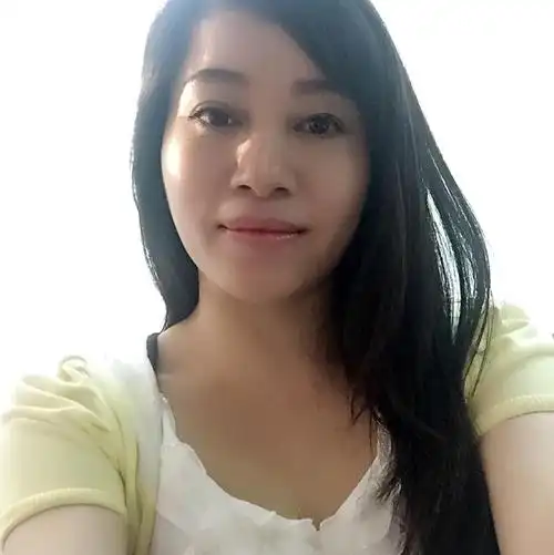 42岁离异女征婚照片(id:84354396)_广东深圳征婚交友_珍爱网