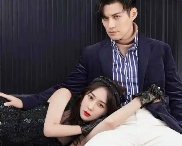 严屹宽老婆直播哭诉,眼睛红肿,男方则在楼道委屈吐露心声_杜若溪_网友