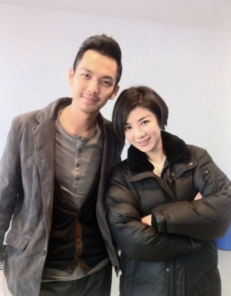 黄奕晒与钟汉良同框照,大赞小哇比8年前更帅,粉丝期待新合作