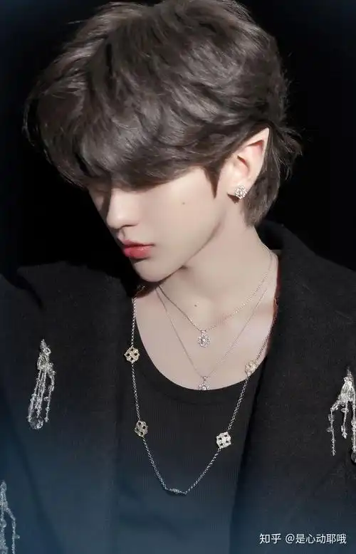 可以发一下蔡徐坤的神仙图吗? - 知乎