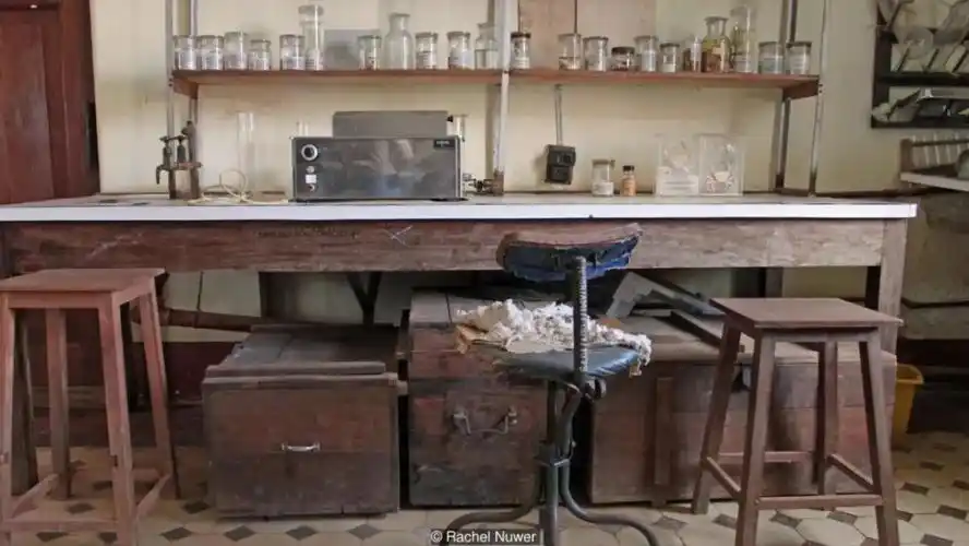 明星实验室的陨落