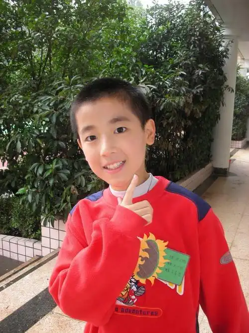 杭州市浙大附小五(3)班吴睿智