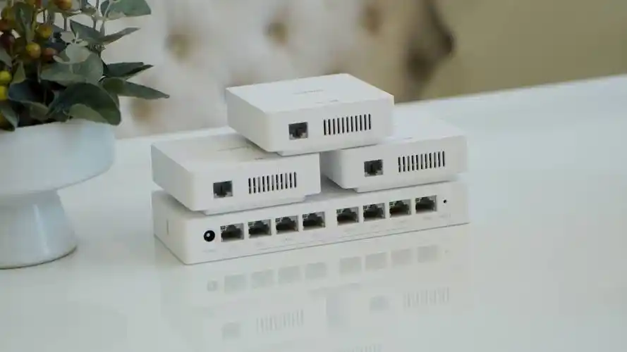 原创华为路由h6测评鸿蒙os加持网络全屋wifi无死角覆盖