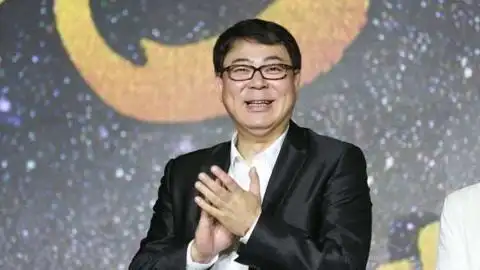 "夏东海"高亚麟生日晒照说:太帅了这小伙!