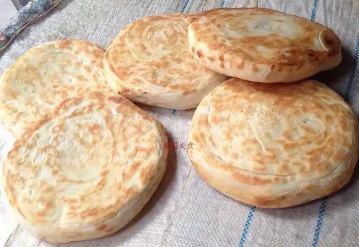 河南特产农家烧饼火烧馍正宗炭火手工白吉馍肉夹馍咸味25个包邮