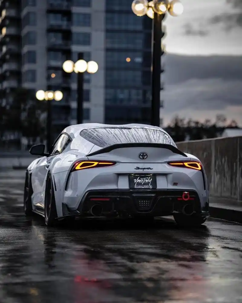 丰田牛魔王 supra