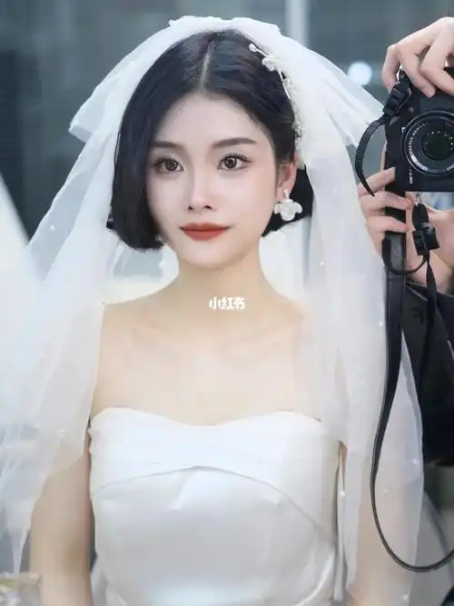 短发新娘婚礼造型|出门纱