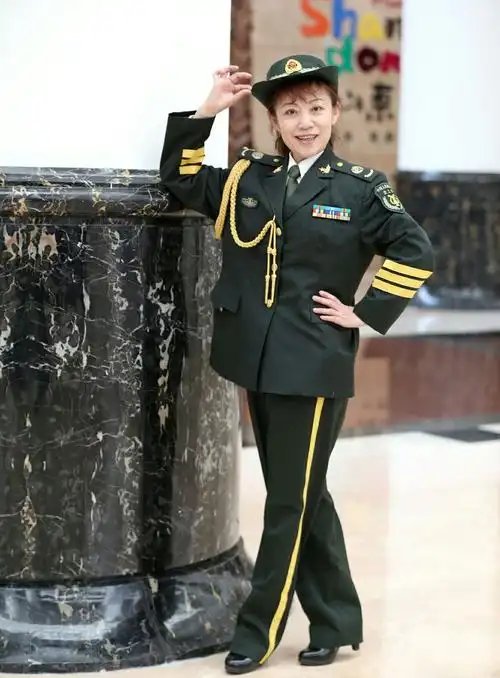 女神 军旅歌手,甜美妹子———徐聪写真照 写美篇