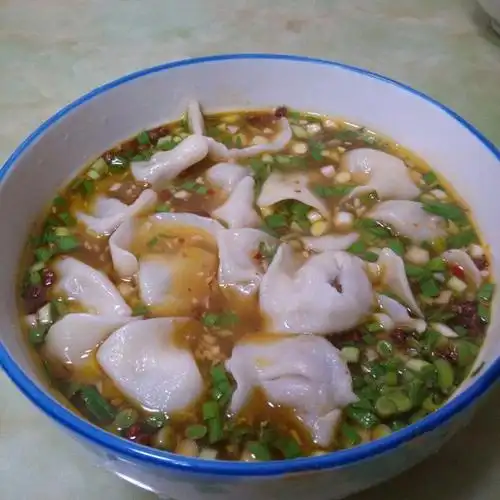 跳跃的丹仔做的酸汤水饺