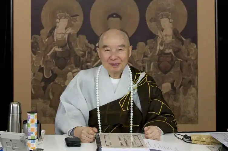 华藏卫视的佛法教育弗远无疆,更有效地传达给全球观众. /p>