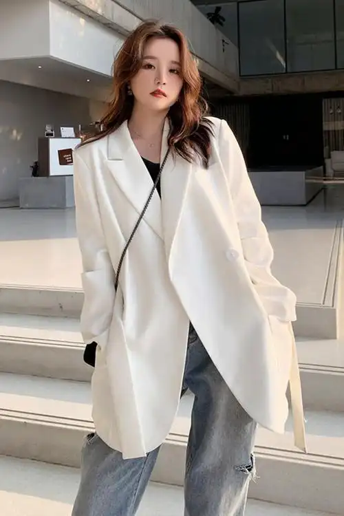 白色小西装外套女2021春秋季新款韩版宽松英伦风休闲西服上衣