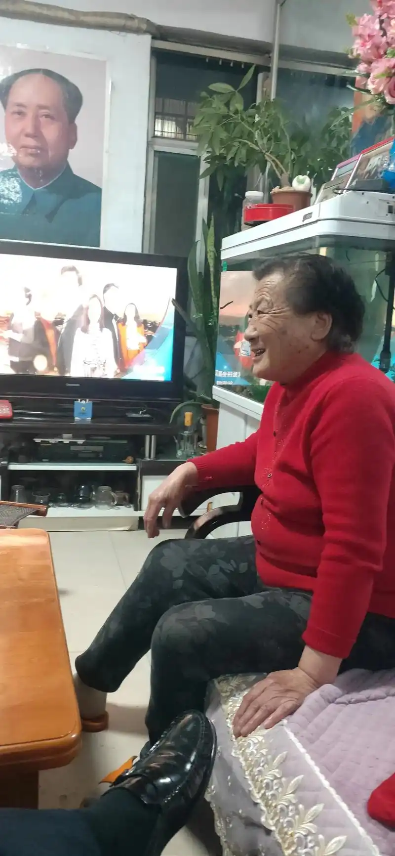 今天喝醉了,老妈老爸让回家吃饭,回来后老妈给冲的蜂蜜水!看着 - 抖音