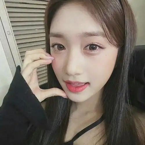 我的头像楼女爱豆网红演员小糊图