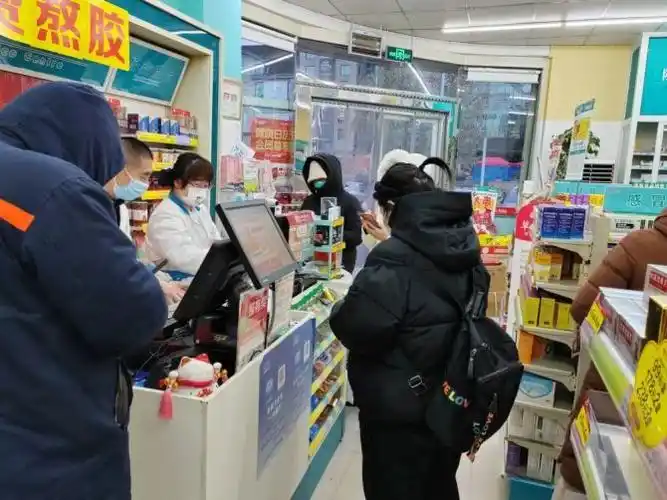 买不到药的背后,超负荷运转的药店人_otc销售培训鄢圣安-商业新知