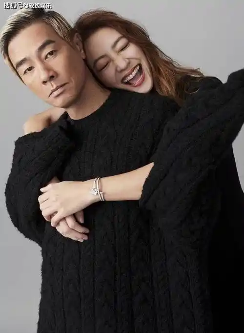 应采儿和陈小春结婚14周年!