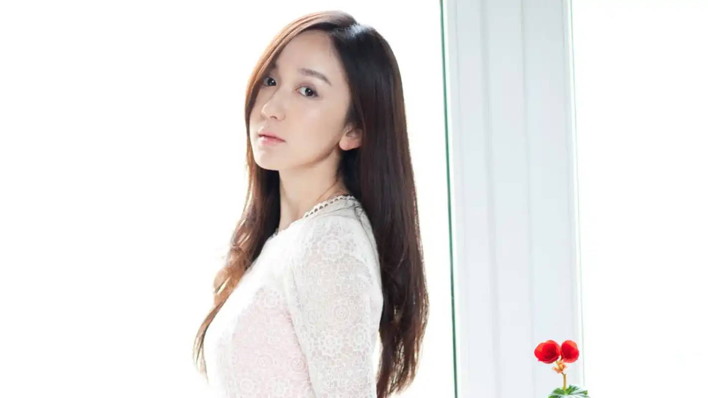 娄艺潇爱情公寓4胡一菲写真集壁纸