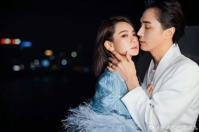 戚薇李承铉结婚九周年手绘祝福##李承铉连续九年庆祝结婚周年