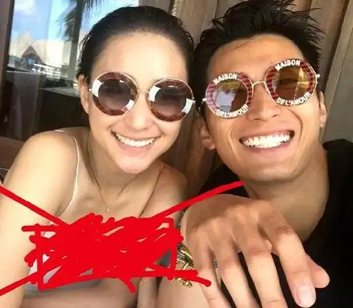 窦骁晒与何超莲合照是怎么回事窦骁晒与何超莲合照秀恩爱