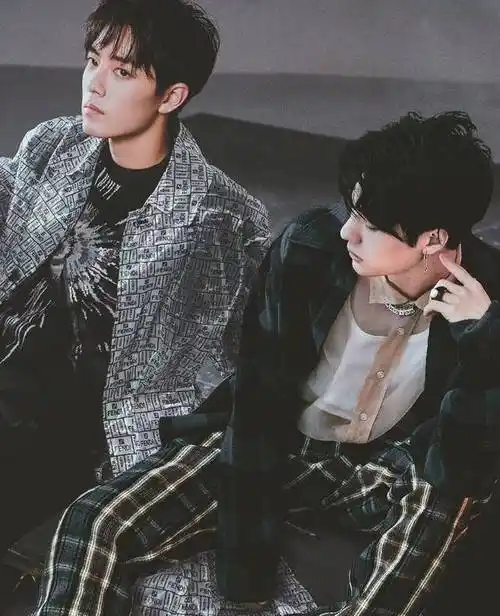 肖战,王一博将要迎来合体?两家粉丝纷纷表态,非常理性_友谊_官方_恶意