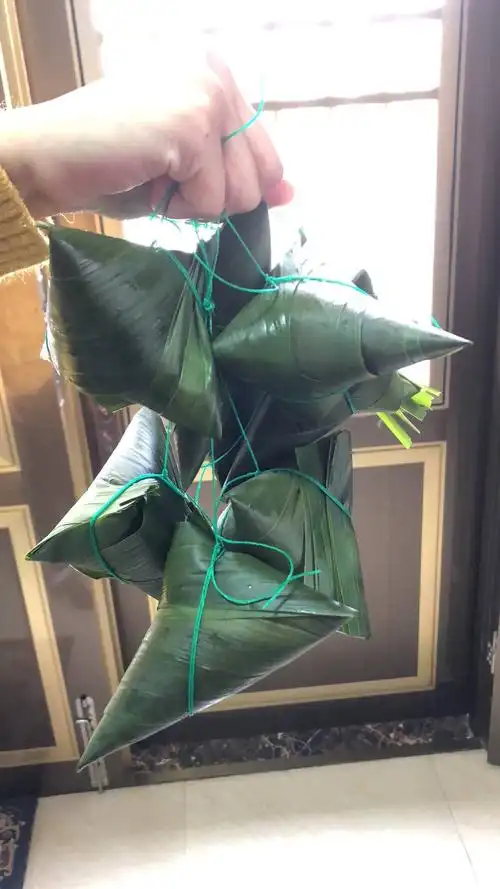 温情迎端午 粽香飘渔村——南渔村端午节包粽子活动