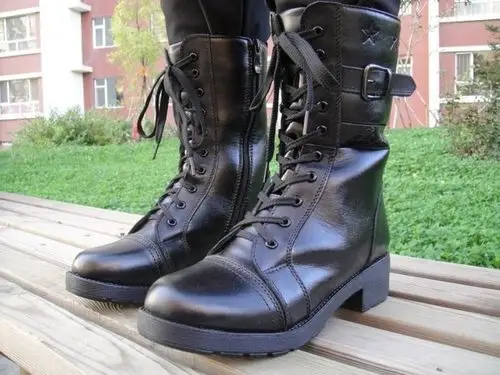 强人靴女羊式羊毛军靴