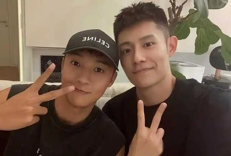 彭楚粤到处去面试要复制肖战的成功之路还是哇唧唧哇的问题