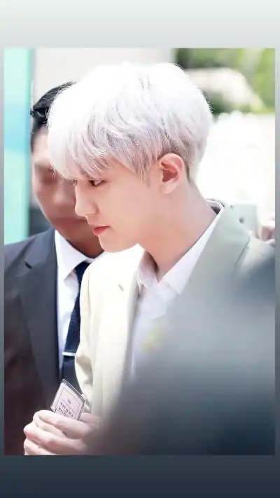 朴灿烈/机场黑衣烈哥系列 活动现场3 现场1 当年还是排骨的你哥