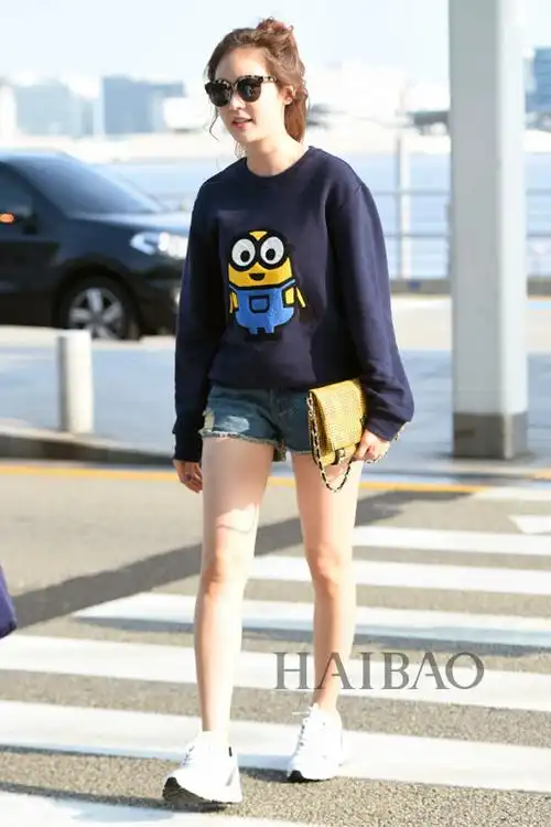 成宥利8月18日韩国仁川机场街拍 (飞北京)