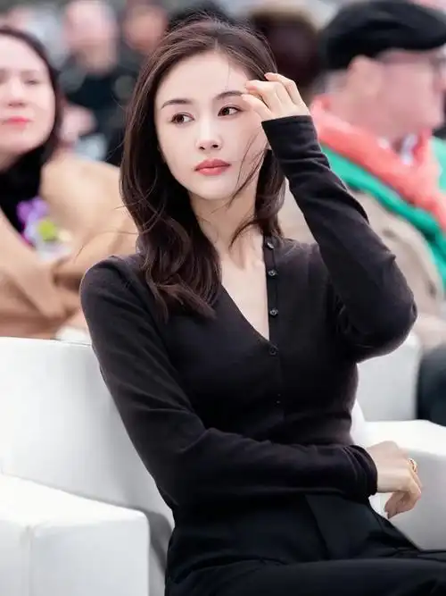 哈比酱 的想法: 王子文就像是从书里走出来的叶文洁 逐渐… - 知乎