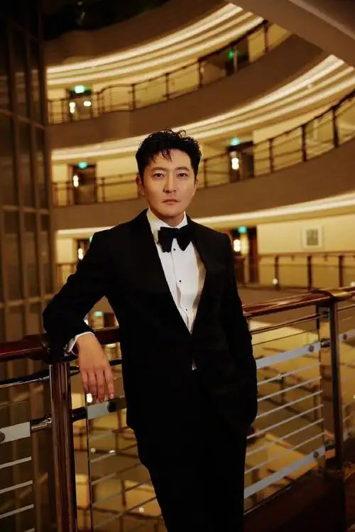 郭京飞瘦的好明显##郭京飞真瘦了##白玉兰颁奖